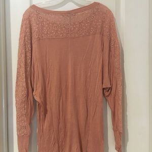 Sanctuary long sleeve with lace